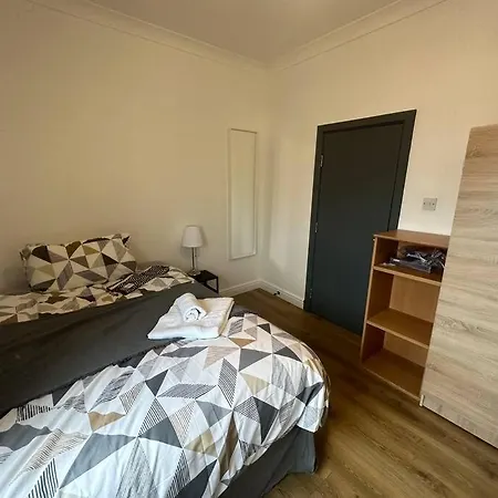 5 Bedroom House Se6 London Exterior photo