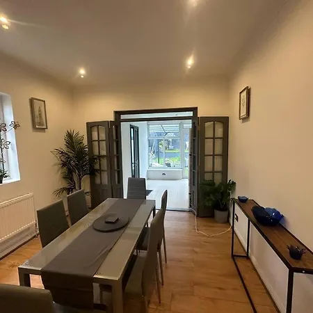 5 Bedroom House Se6 London Exterior photo